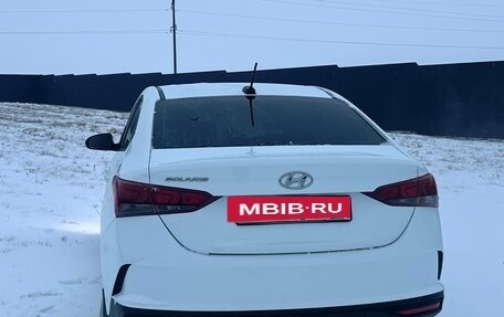 Hyundai Solaris II рестайлинг, 2020 год, 1 550 000 рублей, 4 фотография