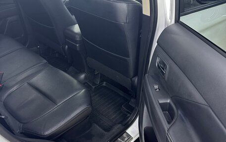 Mitsubishi Outlander III рестайлинг 3, 2015 год, 2 090 000 рублей, 14 фотография