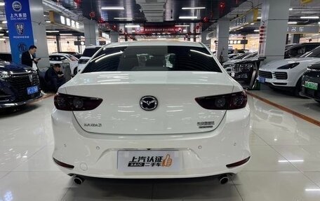 Mazda 3, 2021 год, 1 790 000 рублей, 5 фотография