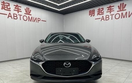 Mazda 3, 2021 год, 1 730 000 рублей, 2 фотография