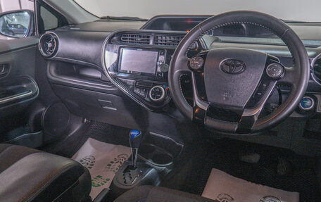 Toyota Aqua I, 2018 год, 1 179 000 рублей, 9 фотография