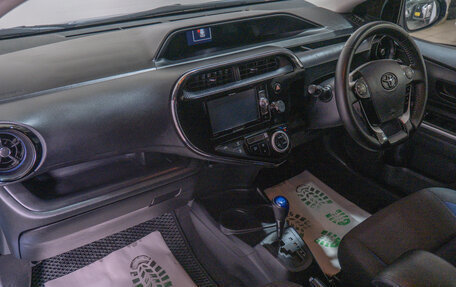 Toyota Aqua I, 2018 год, 1 179 000 рублей, 19 фотография