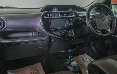 Toyota Aqua I, 2018 год, 1 179 000 рублей, 18 фотография