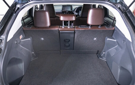 Toyota Yaris Cross, 2020 год, 2 549 000 рублей, 25 фотография