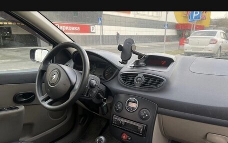 Renault Clio III, 2006 год, 310 000 рублей, 23 фотография