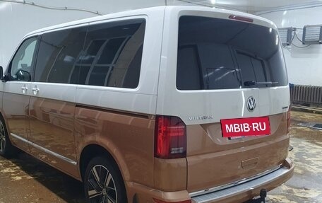 Volkswagen Multivan T6 рестайлинг, 2020 год, 7 800 000 рублей, 4 фотография