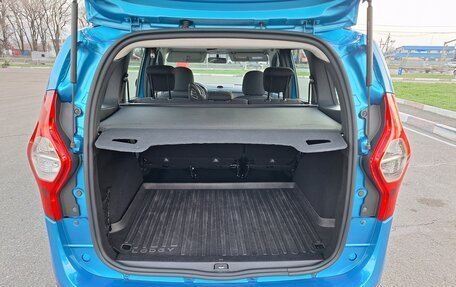 Dacia Lodgy, 2015 год, 1 350 000 рублей, 19 фотография