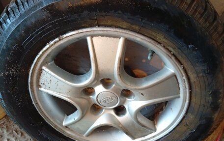 KIA Sportage IV рестайлинг, 2006 год, 900 000 рублей, 13 фотография