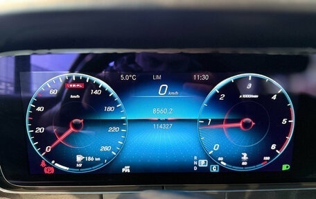 Mercedes-Benz E-Класс, 2021 год, 3 850 000 рублей, 10 фотография