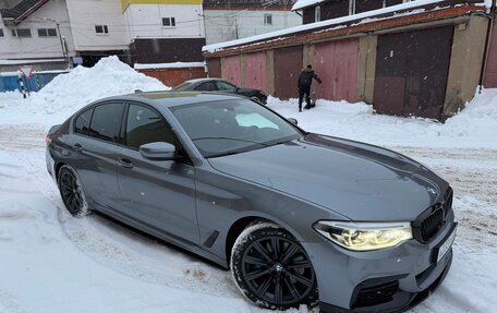 BMW 5 серия, 2019 год, 4 500 000 рублей, 2 фотография