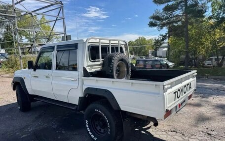 Toyota Land Cruiser 70, 2013 год, 4 500 000 рублей, 10 фотография