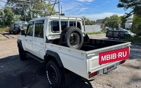 Toyota Land Cruiser 70, 2013 год, 4 500 000 рублей, 11 фотография