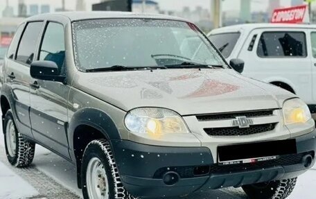 Chevrolet Niva I рестайлинг, 2016 год, 630 000 рублей, 5 фотография