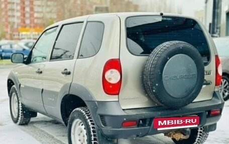 Chevrolet Niva I рестайлинг, 2016 год, 630 000 рублей, 6 фотография