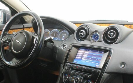 Jaguar XJ IV (X351), 2010 год, 1 520 000 рублей, 9 фотография