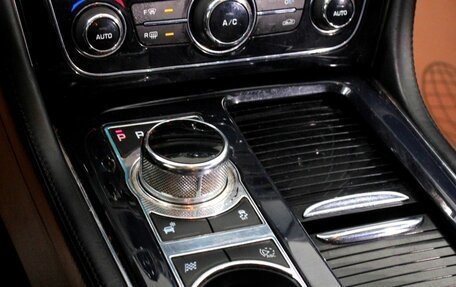 Jaguar XJ IV (X351), 2010 год, 1 520 000 рублей, 17 фотография