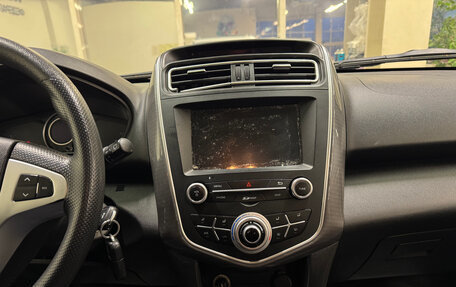 Lifan X60 I рестайлинг, 2016 год, 720 000 рублей, 12 фотография