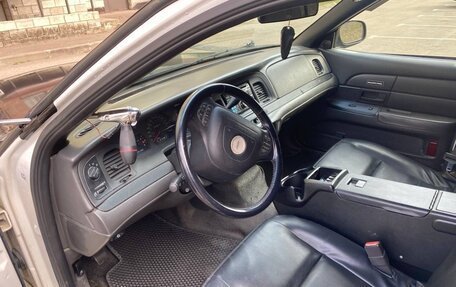 Ford Crown Victoria II, 2003 год, 999 000 рублей, 5 фотография