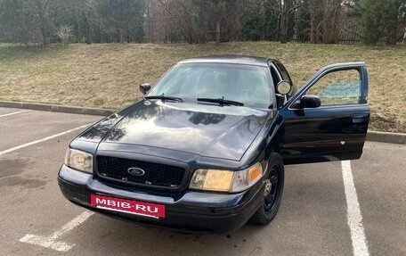 Ford Crown Victoria II, 2003 год, 999 000 рублей, 3 фотография