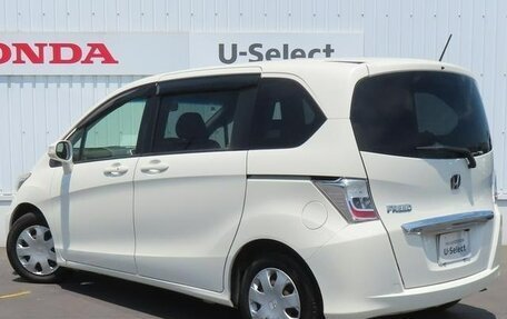 Honda Freed I, 2012 год, 839 000 рублей, 2 фотография