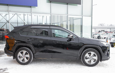 Toyota RAV4, 2021 год, 3 298 000 рублей, 10 фотография