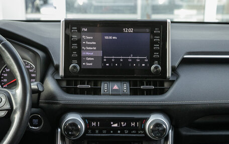 Toyota RAV4, 2021 год, 3 298 000 рублей, 20 фотография