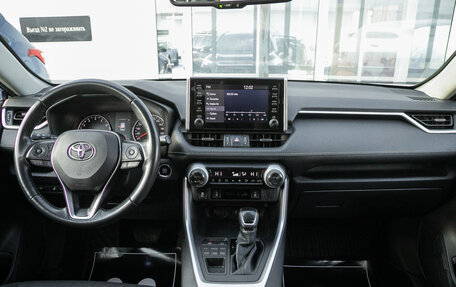 Toyota RAV4, 2021 год, 3 298 000 рублей, 19 фотография