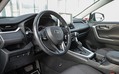 Toyota RAV4, 2021 год, 3 298 000 рублей, 14 фотография