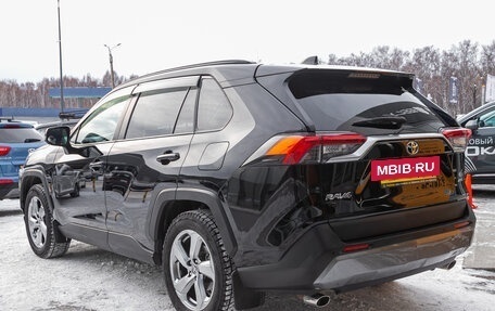 Toyota RAV4, 2021 год, 3 298 000 рублей, 7 фотография