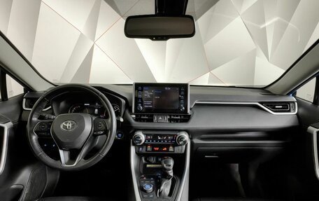 Toyota RAV4, 2019 год, 3 399 999 рублей, 14 фотография