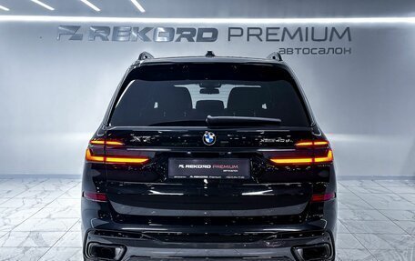 BMW X7, 2025 год, 16 000 000 рублей, 34 фотография