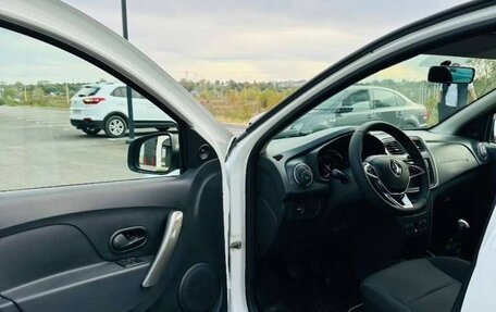 Renault Logan II, 2020 год, 640 000 рублей, 11 фотография