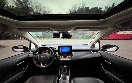 Toyota Corolla, 2022 год, 1 350 000 рублей, 10 фотография