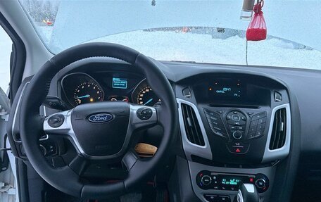 Ford Focus III, 2014 год, 890 000 рублей, 5 фотография