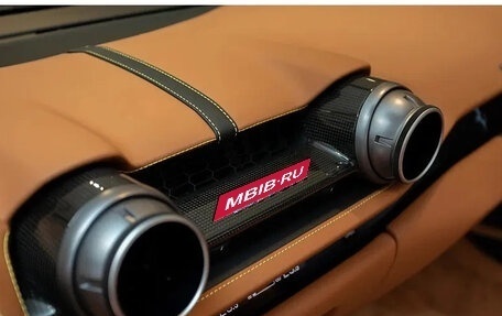 Ferrari 812, 2020 год, 39 000 000 рублей, 13 фотография