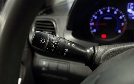 Hyundai Solaris II рестайлинг, 2015 год, 865 000 рублей, 23 фотография