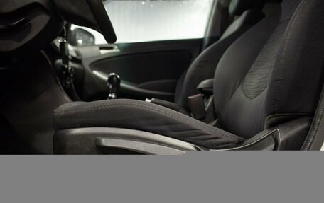 Hyundai Solaris II рестайлинг, 2015 год, 865 000 рублей, 33 фотография