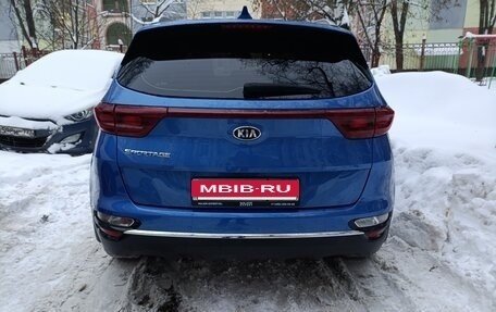 KIA Sportage IV рестайлинг, 2022 год, 2 650 000 рублей, 5 фотография