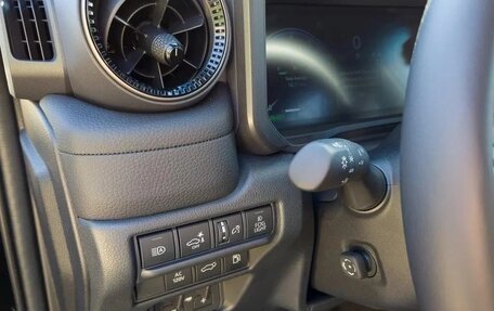 Toyota Land Cruiser Prado, 2025 год, 11 610 000 рублей, 15 фотография