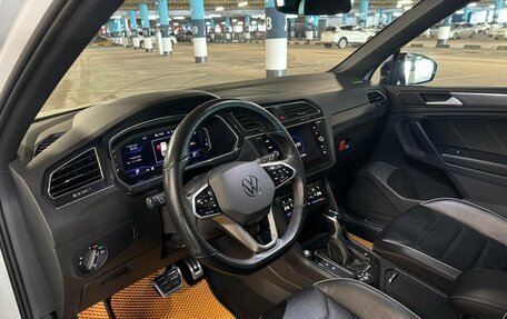 Volkswagen Tiguan II, 2021 год, 3 490 000 рублей, 13 фотография