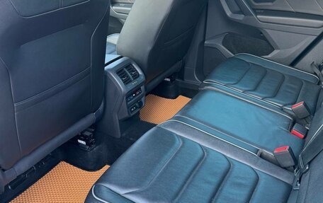 Volkswagen Tiguan II, 2021 год, 3 490 000 рублей, 21 фотография