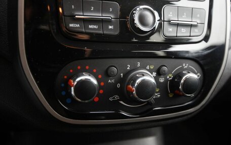 Renault Kaptur I рестайлинг, 2017 год, 1 549 000 рублей, 14 фотография