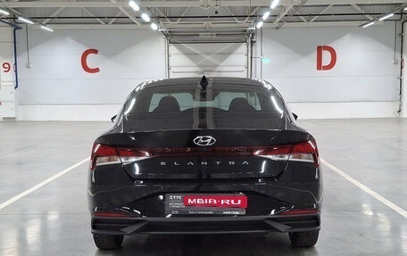 Hyundai Elantra, 2020 год, 1 950 000 рублей, 7 фотография