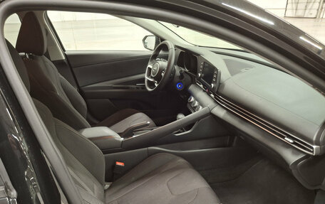 Hyundai Elantra, 2020 год, 1 950 000 рублей, 13 фотография