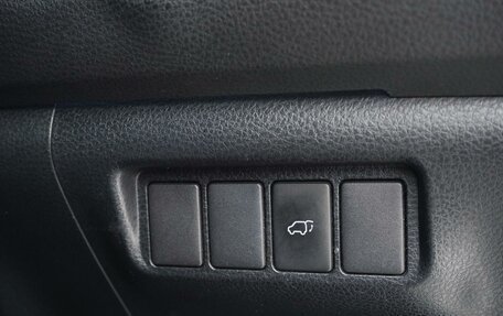 Toyota Harrier, 2015 год, 2 730 000 рублей, 29 фотография