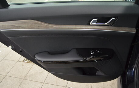 KIA K5, 2022 год, 2 990 000 рублей, 21 фотография