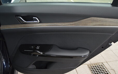 KIA K5, 2022 год, 2 990 000 рублей, 23 фотография