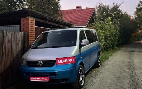 Volkswagen Transporter T5 рестайлинг, 2007 год, 1 250 000 рублей, 1 фотография