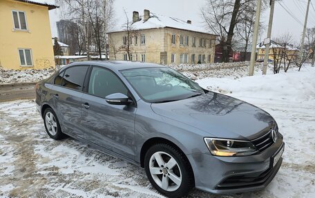 Volkswagen Jetta VI, 2015 год, 1 300 000 рублей, 2 фотография