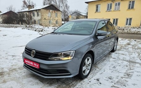 Volkswagen Jetta VI, 2015 год, 1 300 000 рублей, 4 фотография